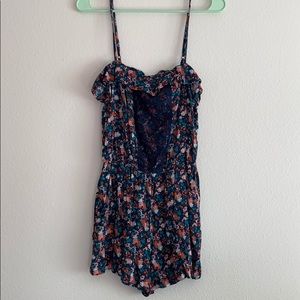 Cute little romper with pockets!